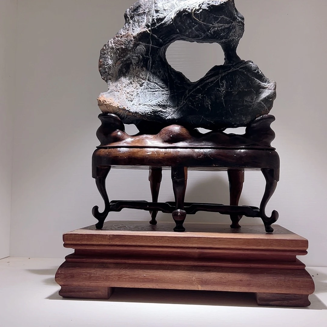 匹***薯灵璧石是世界著名