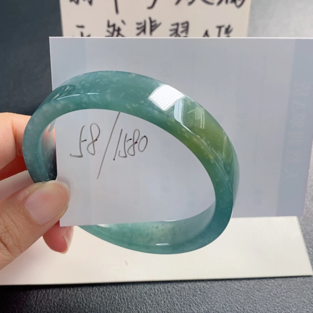 未镶嵌手镯翡翠天然翡翠