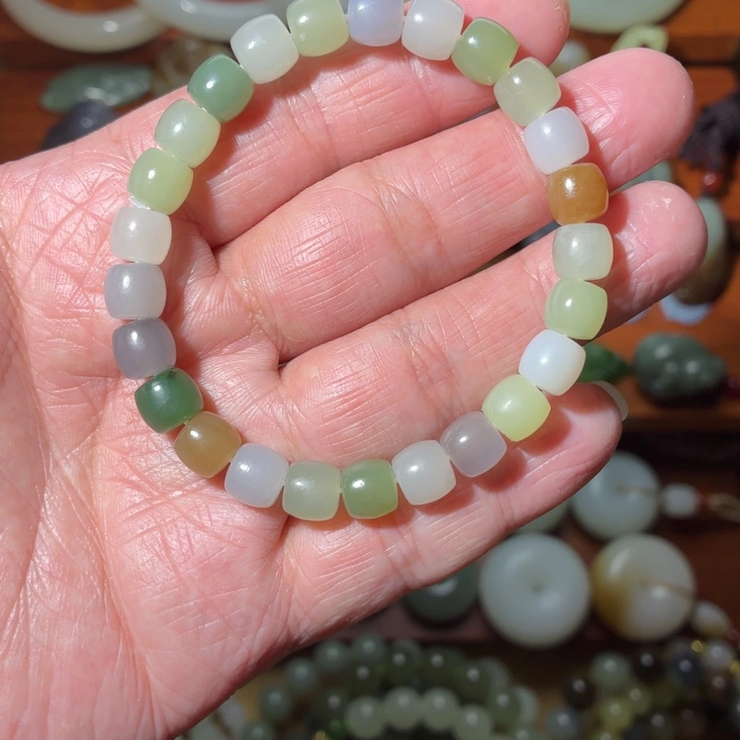 和田玉未镶嵌手串