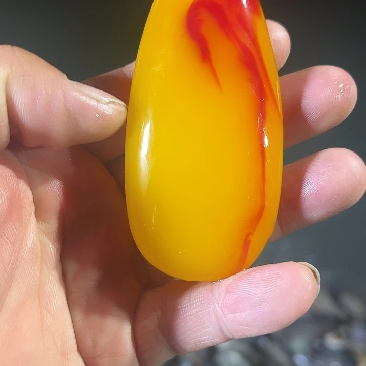 和田玉（糖玉）未镶嵌珠宝奇石