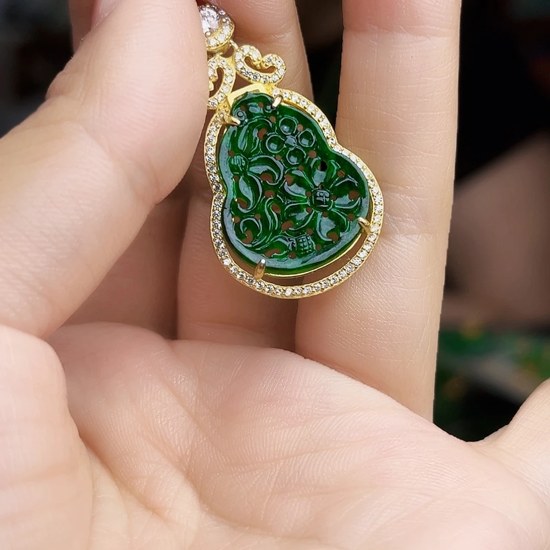 翡翠银S925镶嵌颈饰多样性