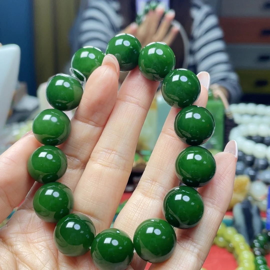 未镶嵌和田玉（碧玉）把件