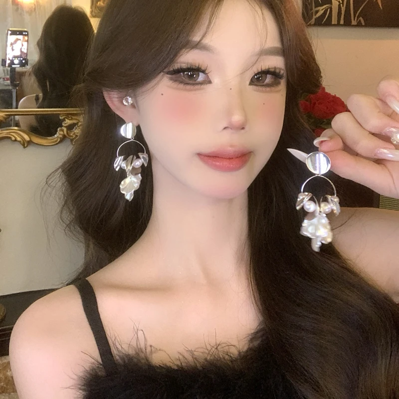 铜合金仿珍珠耳饰 温柔法式百搭高级感度假风耳环小众明星耳饰