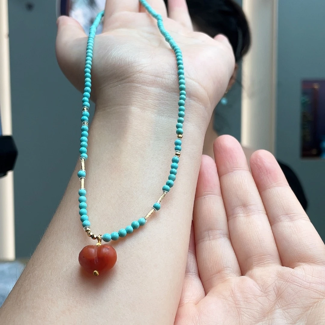 18K金镶嵌绿松石颈饰