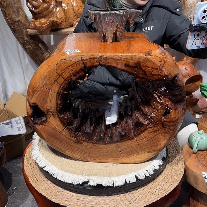 香樟木香樟木根雕凳子一物一拍编号450长29宽33高39