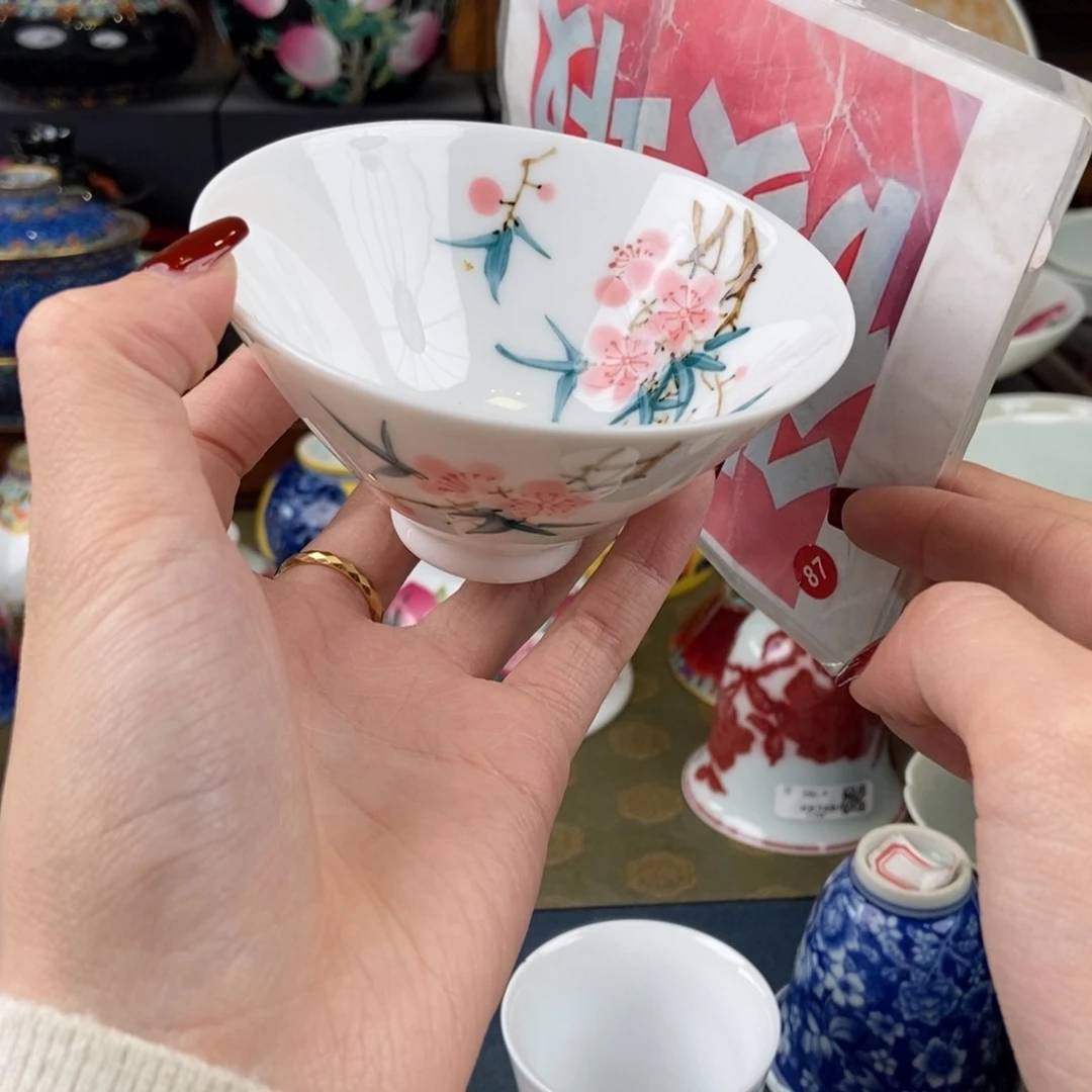 陶瓷艺术家的作品是一