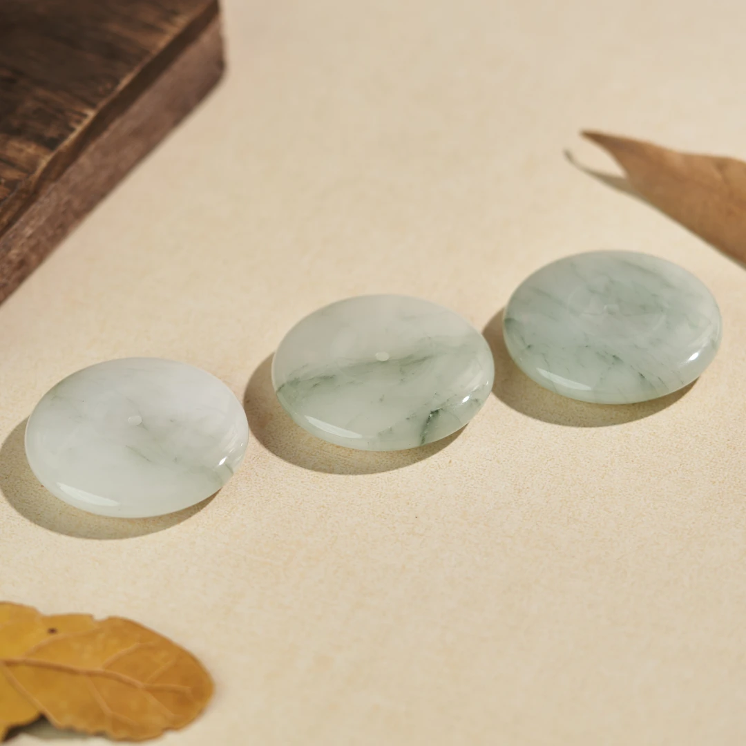 【揭阳溯源】天山翠平安扣吊坠-约45*10mm 多样性发一B040285