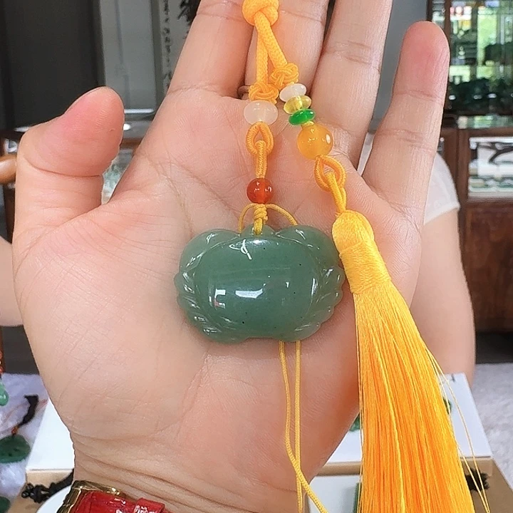 密玉（石英质玉）吊坠未镶嵌