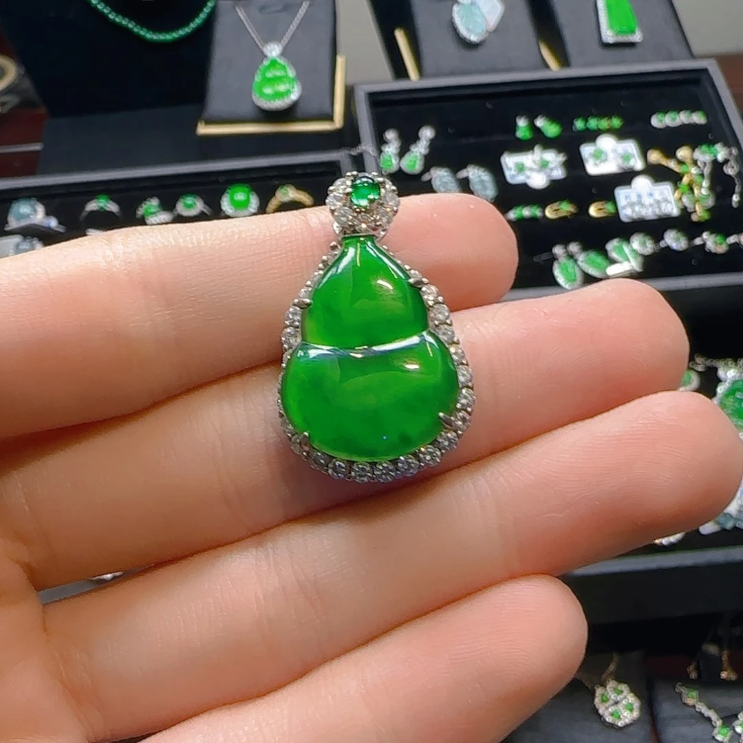 翡翠挂件银S925镶嵌