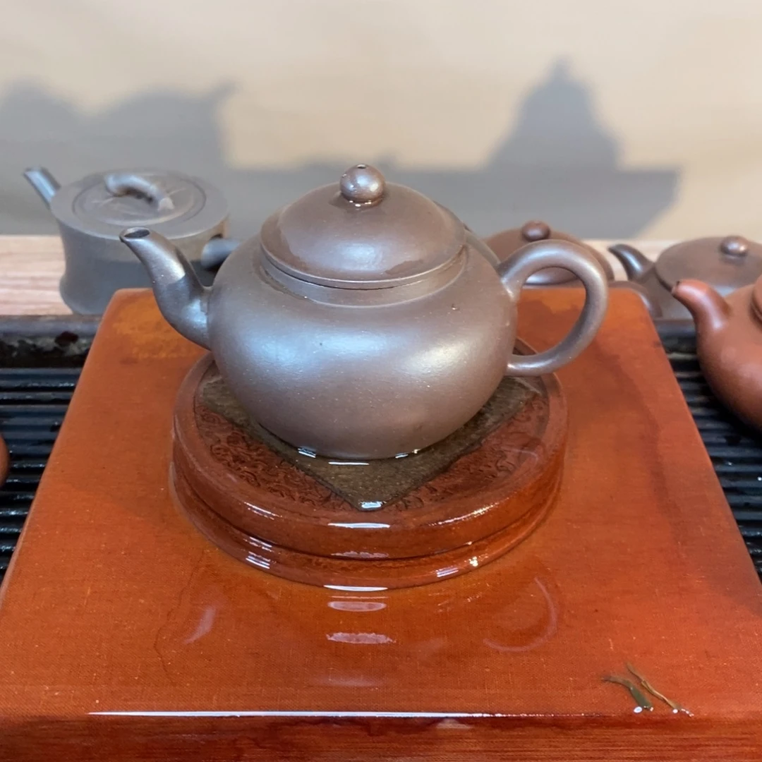 茶壶紫砂高端180cc紫泥宫灯
