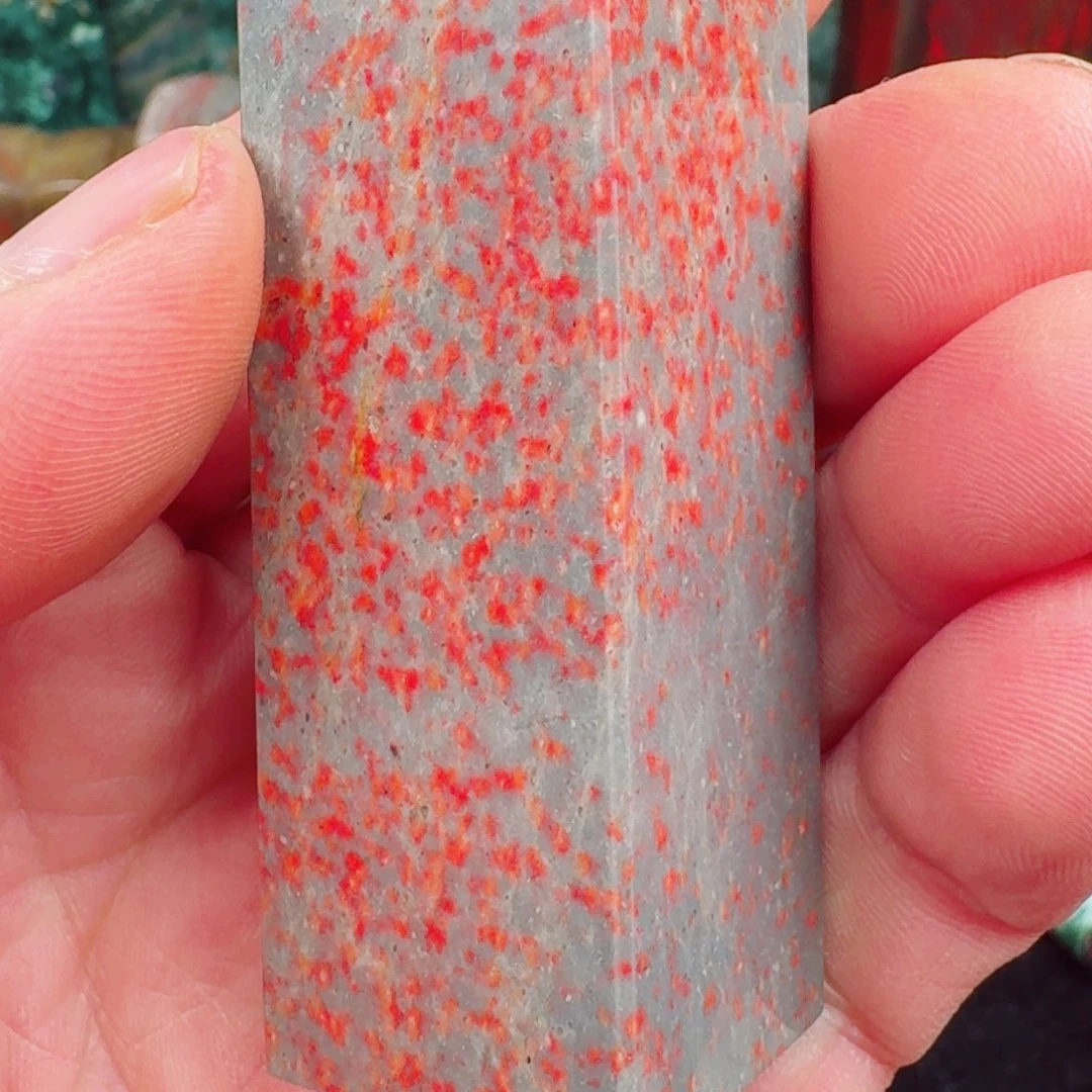 昌化鸡血石梅花血