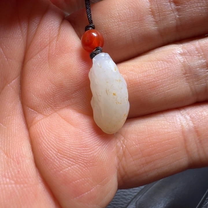 和田玉挂件未镶嵌居****木