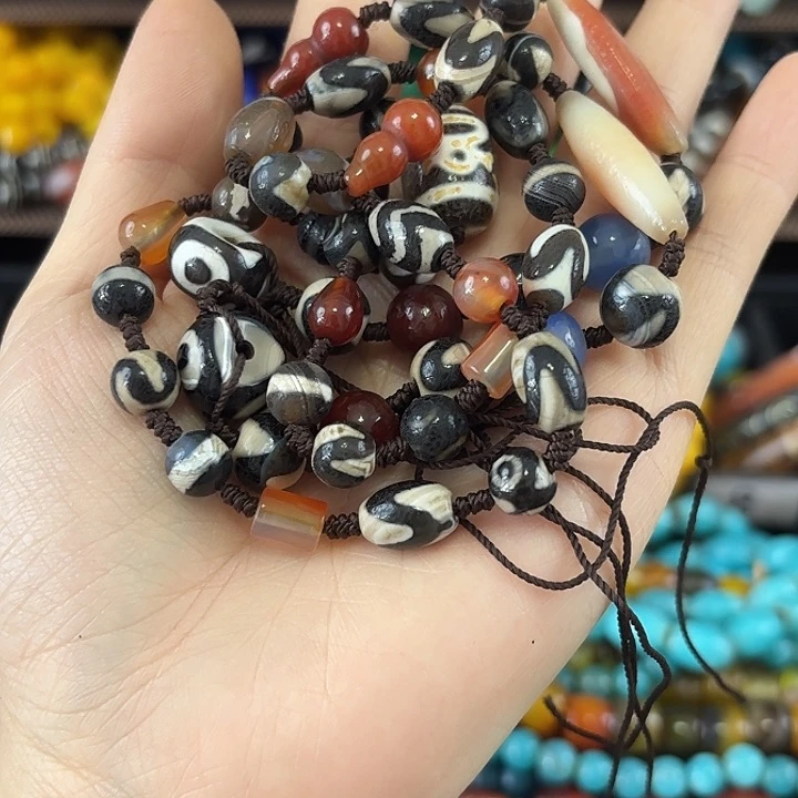 玛瑙/玉髓未镶嵌珠宝半成品吴*侠