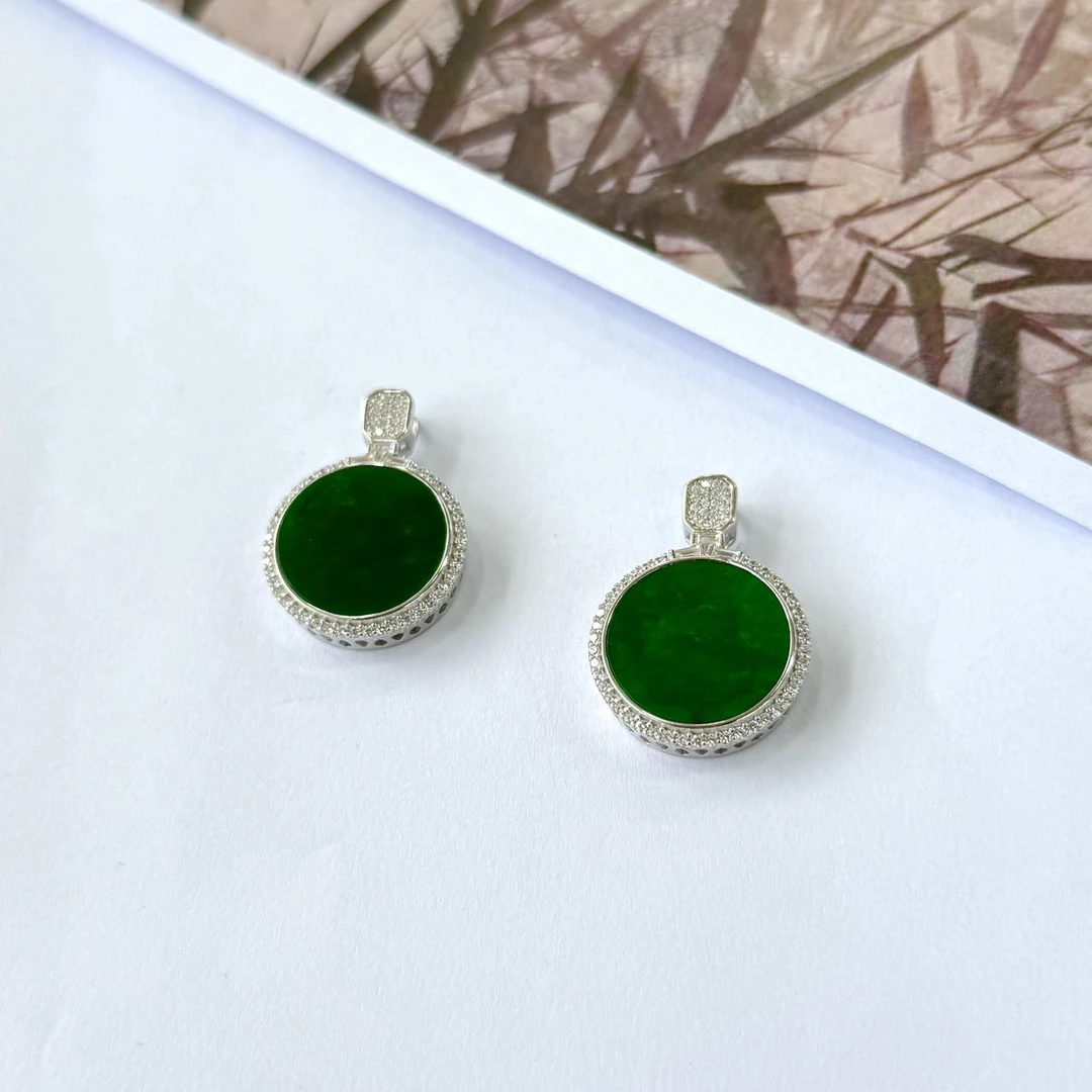 【小宝珠宝】30 T45437-S925银镶嵌翡翠吊坠-多样性发一件-19mm