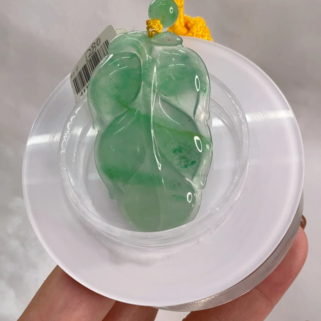 颈饰未镶嵌石英质玉