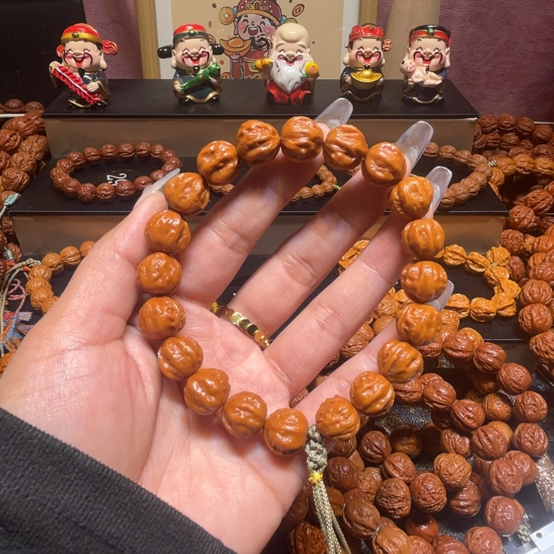 行***。文玩核桃手串精品