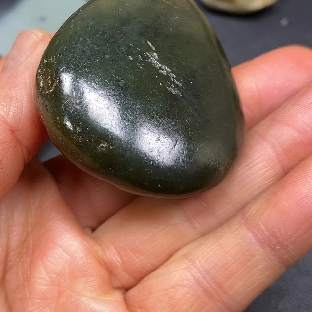 和田玉未镶嵌珠宝奇石