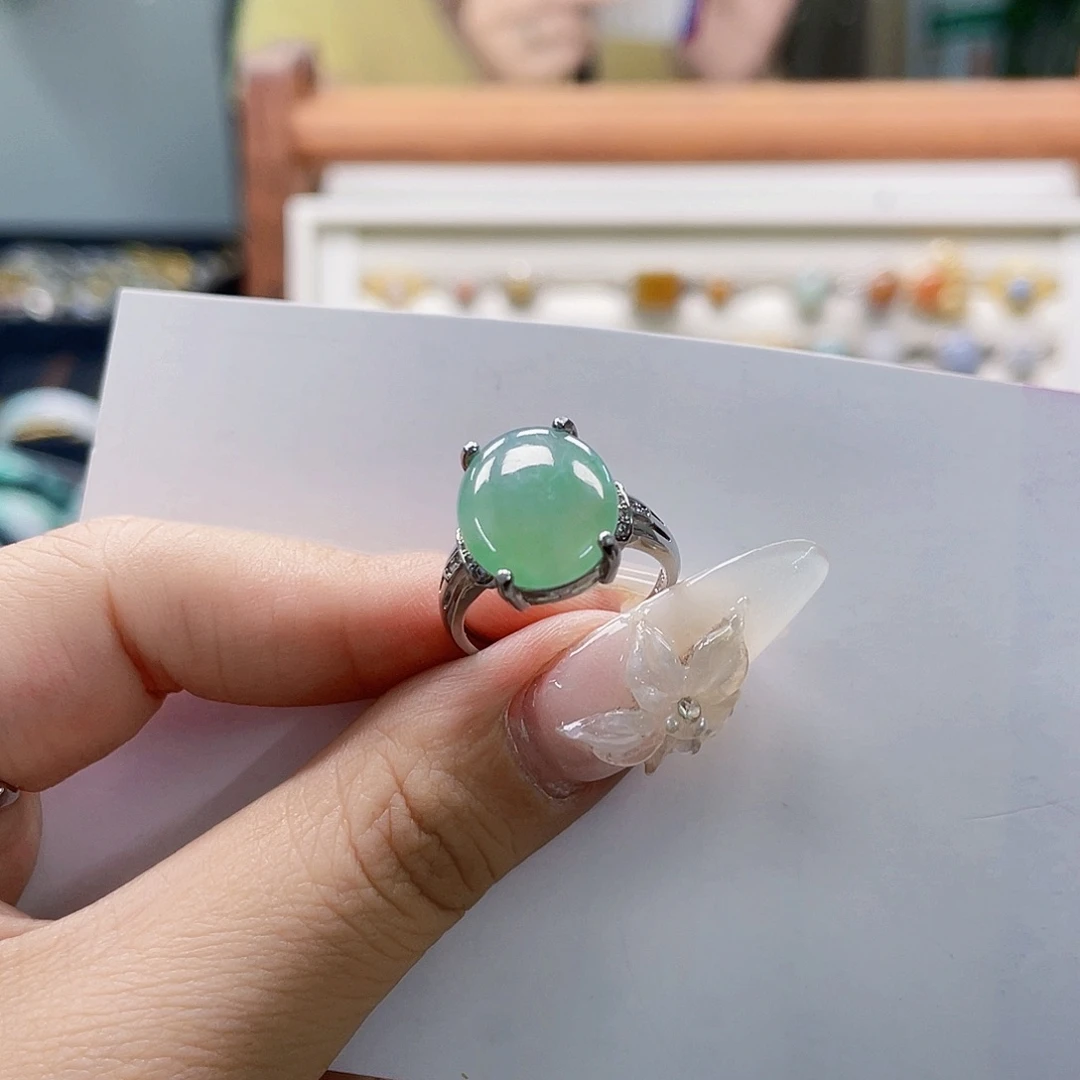 翡翠未镶嵌颈饰天然翡翠Ａ货