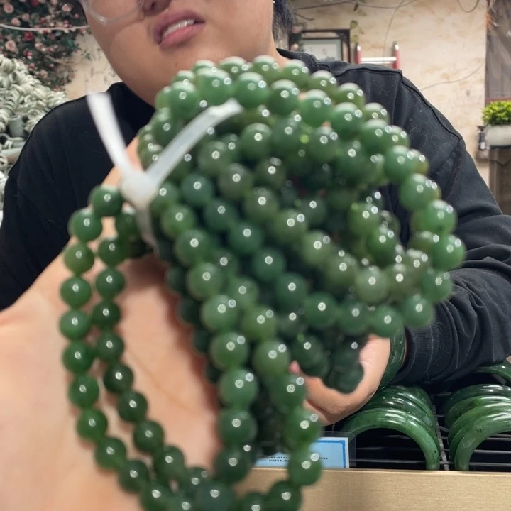 和田玉未镶嵌手串碧玉手串拍一发一颜色微差