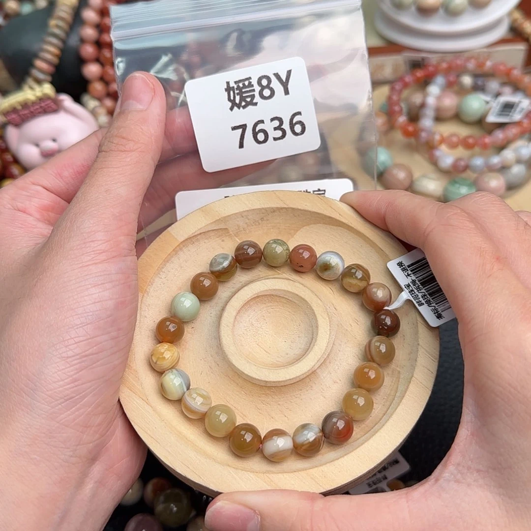 【闪购商品】石英质玉手链未镶嵌小*