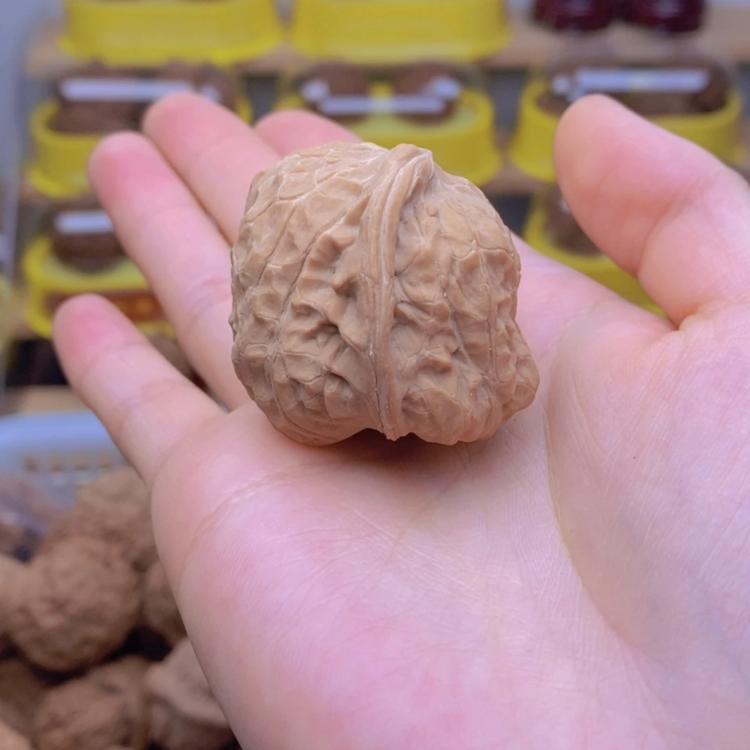 把件文玩核桃大****闪