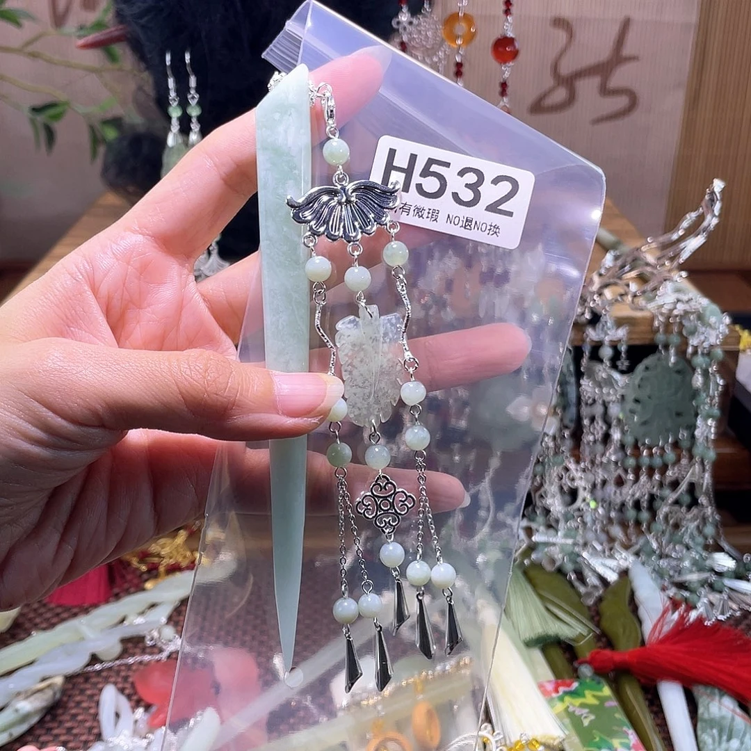 不***听蛇纹石玉合金发饰