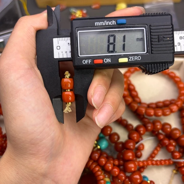 8➕天然原矿南红直切一组(多样性发货)