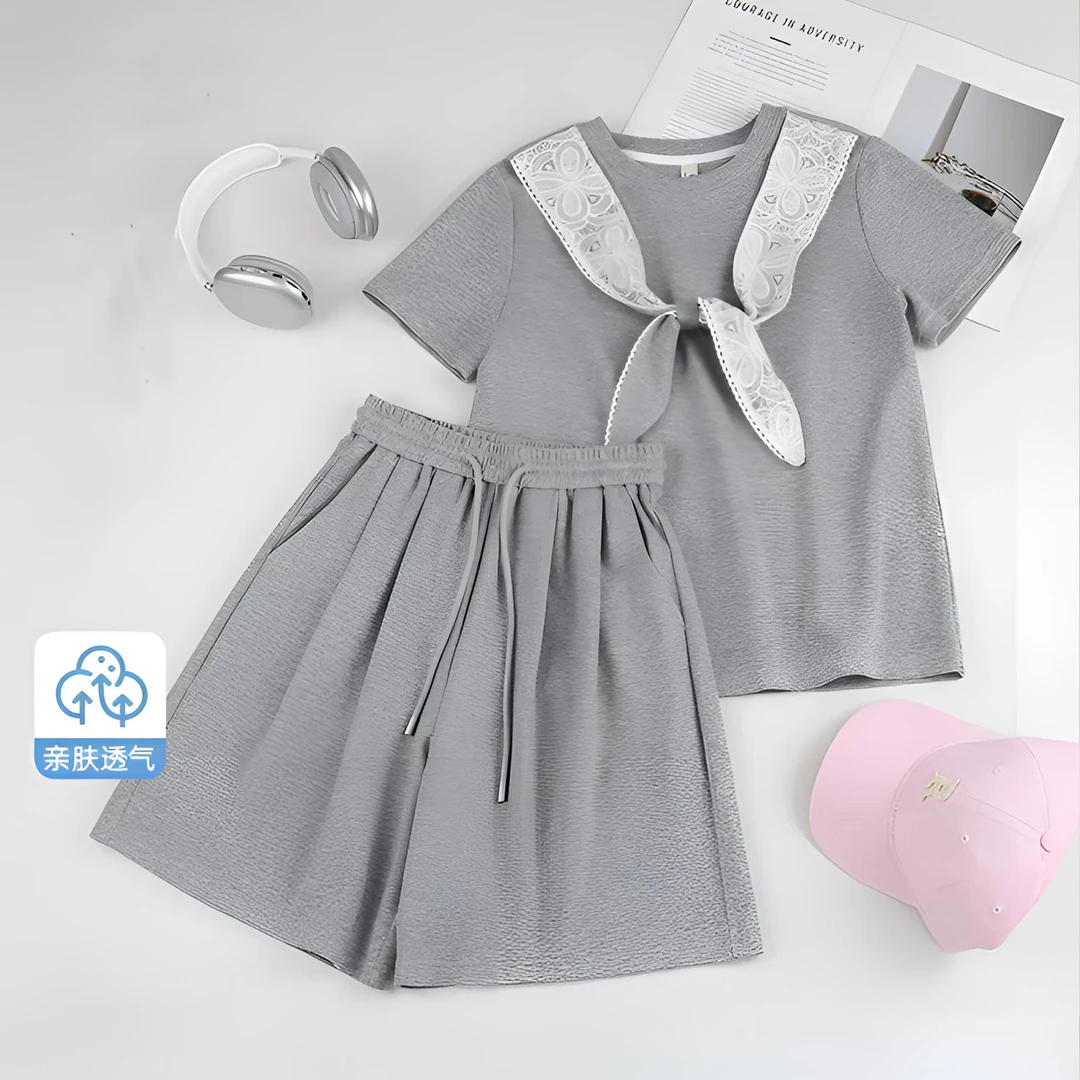 A236蕾丝拼接蝴蝶结灰色时尚套装女2025新款气质短袖+短裤两件套