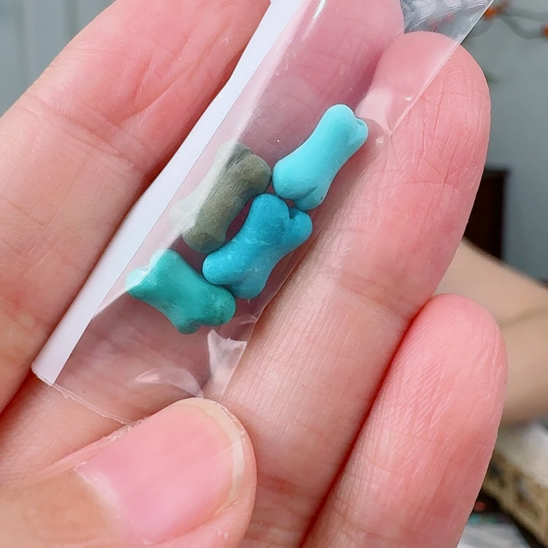 未镶嵌绿松石珠宝奇石