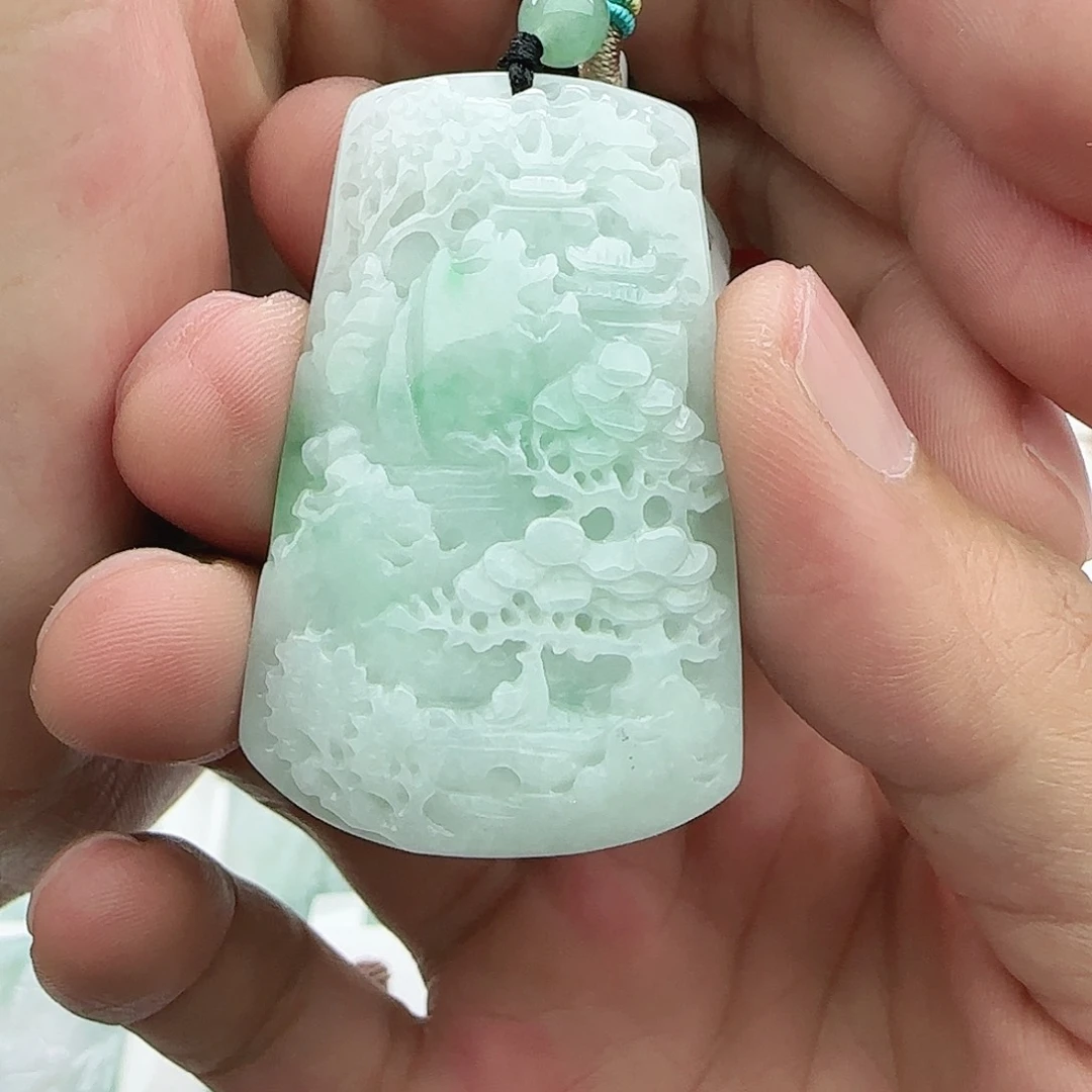 翡翠未镶嵌颈饰翡翠