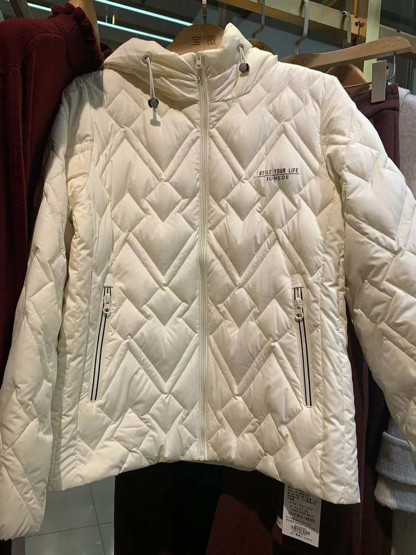 冬季棉服户外运动时尚连帽加厚休闲百搭保暖