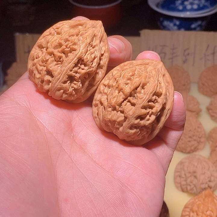 文玩核桃手把件凤凰台