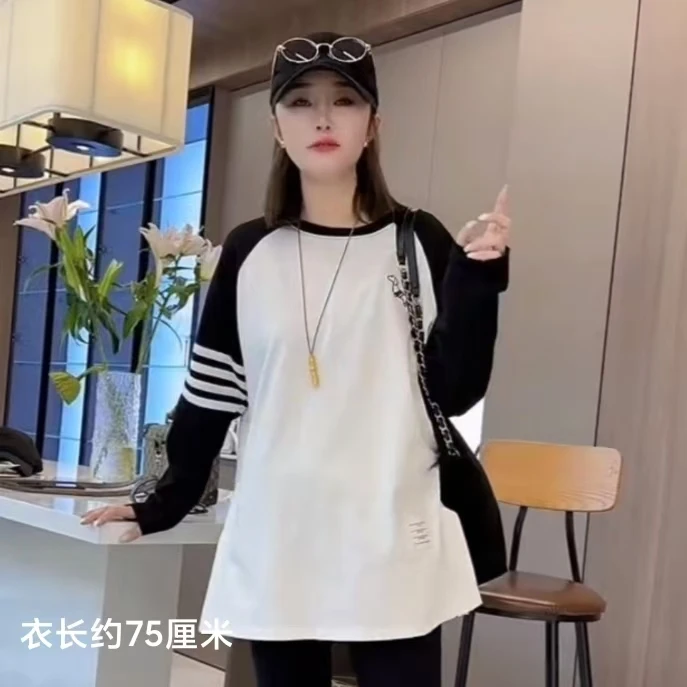 <小勋优选>6683拼色底开叉小狗长袖（预售）