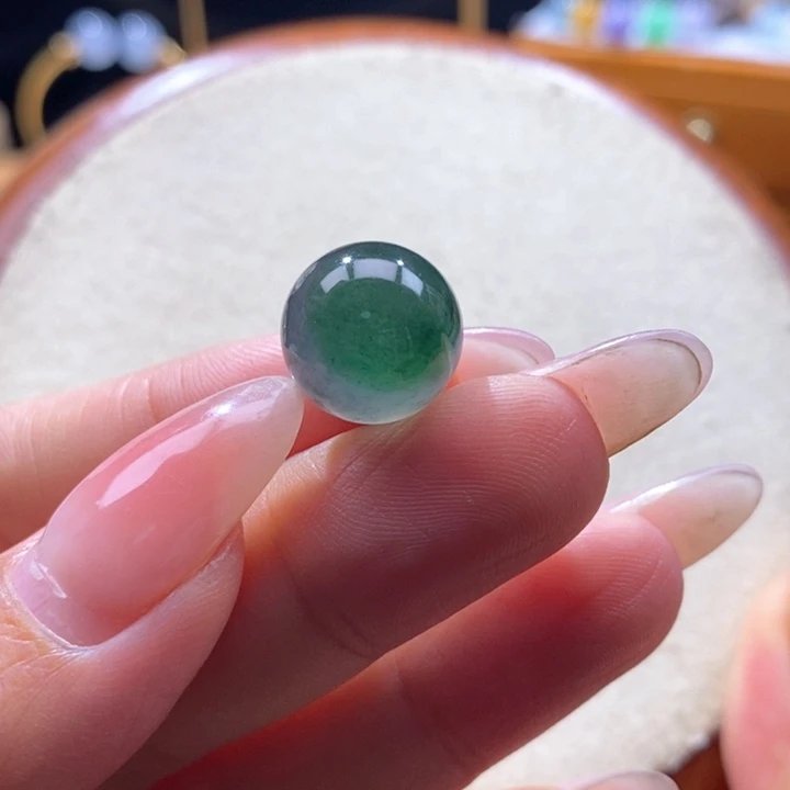 翡翠未镶嵌吊坠(不含链)翡翠黑冰飘绿珠卡13+