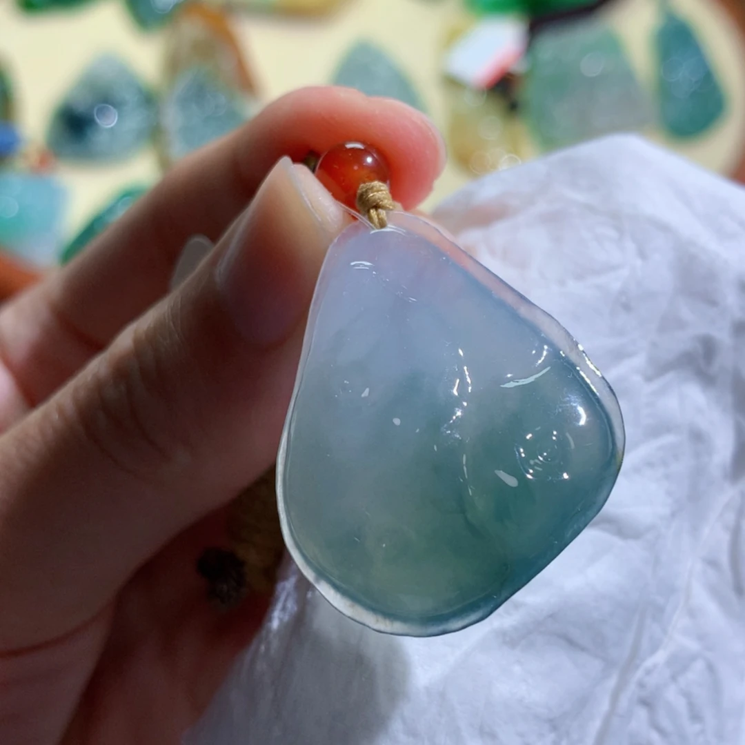 【闪购商品】翡翠未镶嵌吊坠(不含链) 4622
