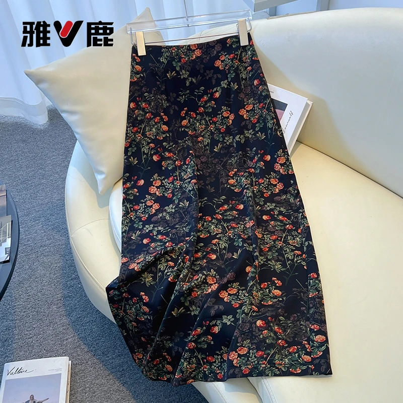 雅鹿复古印花国风a字半身裙女2025年春季新款高腰显瘦包臀裙