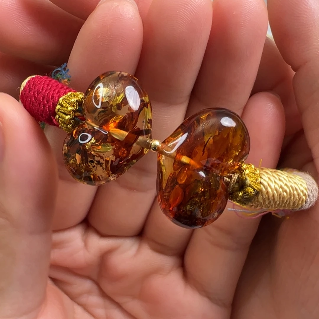 琥珀未镶嵌裸石琥珀