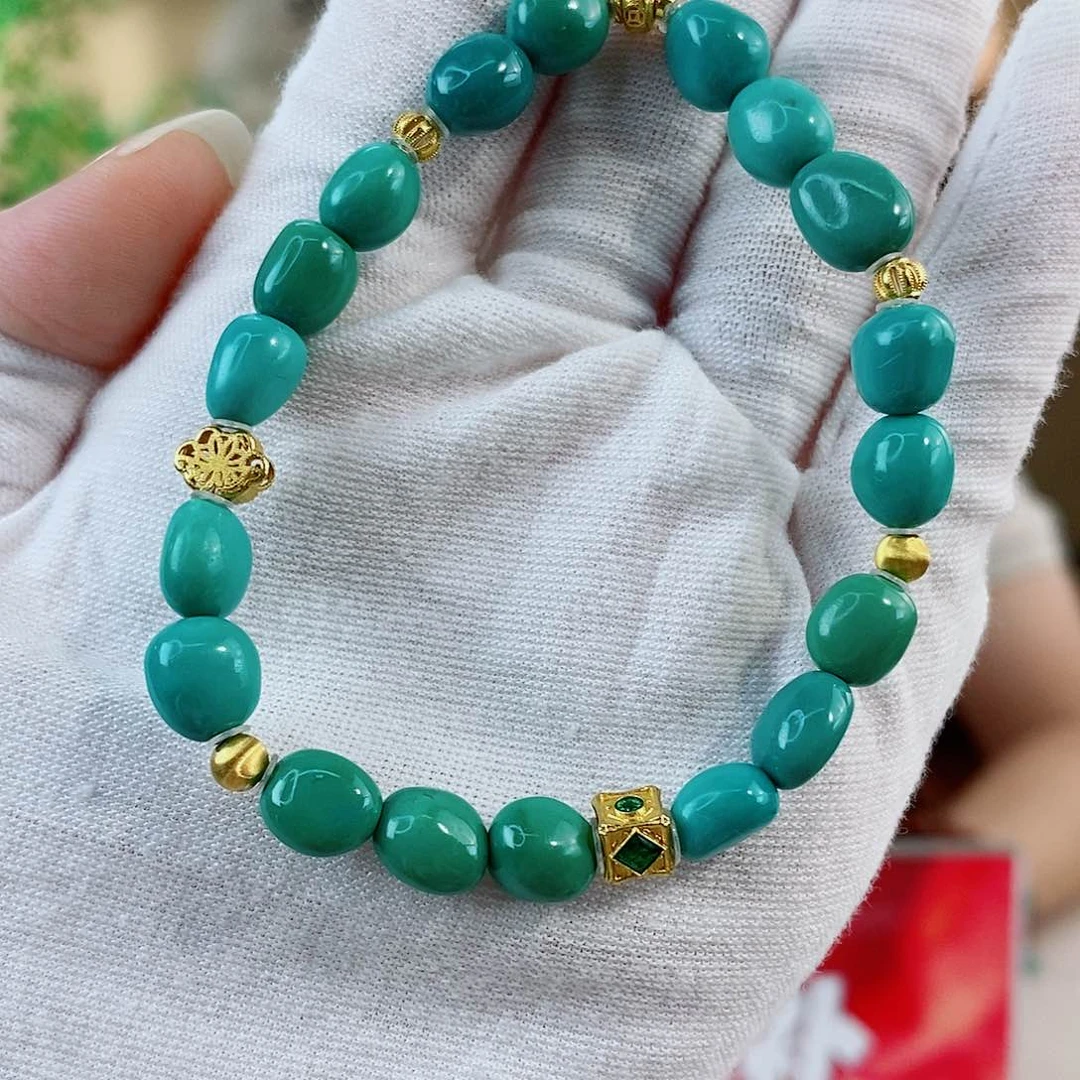 18K金镶嵌绿松石珠宝奇石