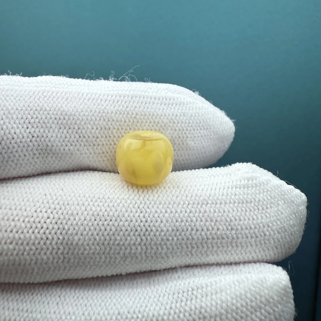 D1238[微瑕】天然原矿蜜蜡老型墩子10*8mm支持复检假一罚十