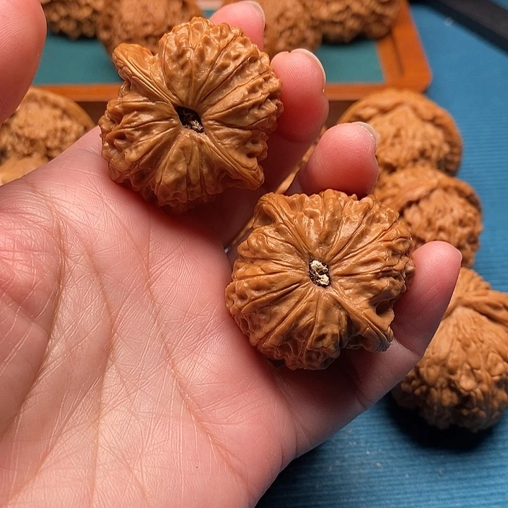 血麒麟39尺已打底手把件