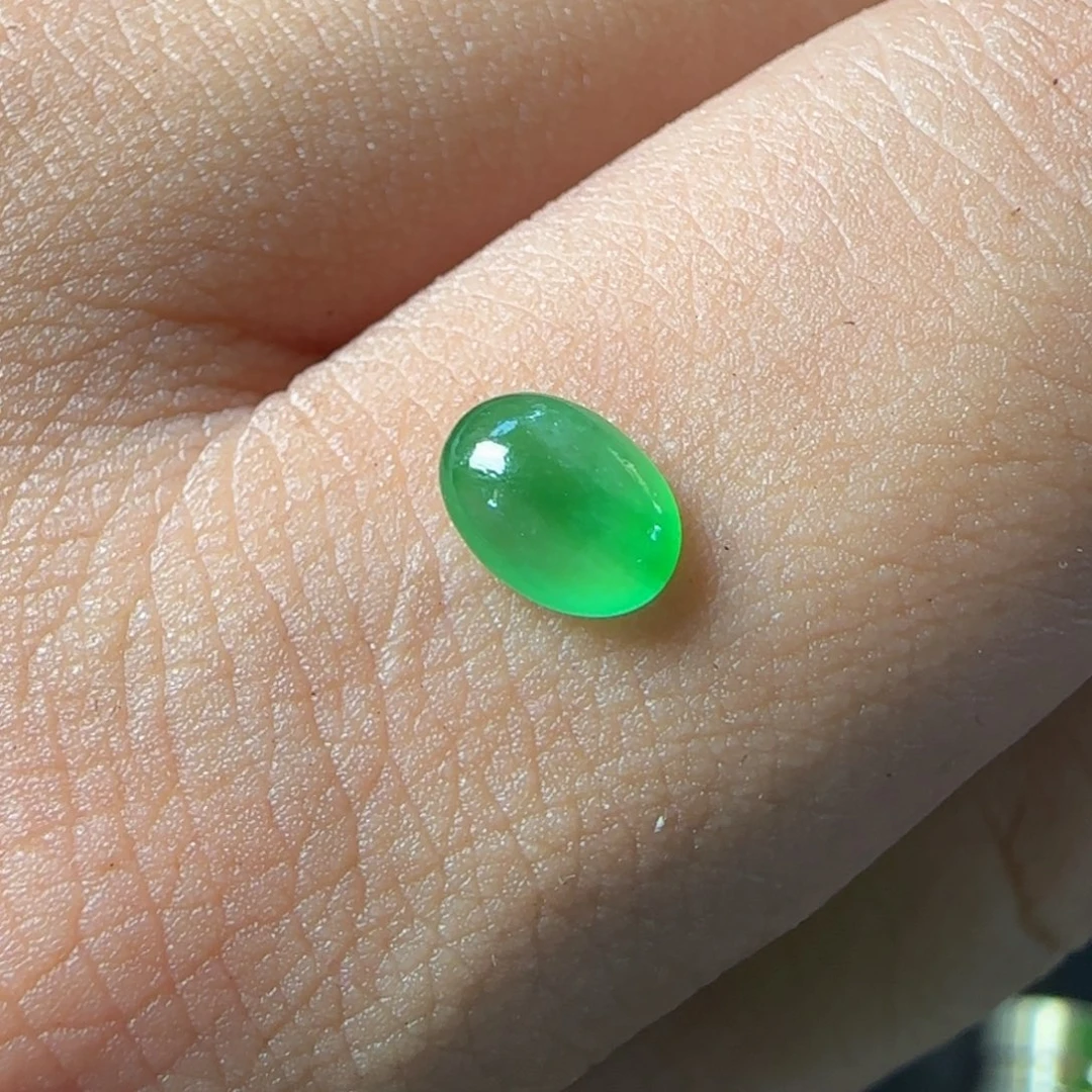 未镶嵌定制翡翠天然