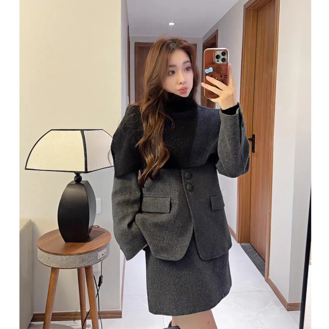 小香风毛呢套装女冬季新款韩系设计感呢子西装外套披肩短裙两件套