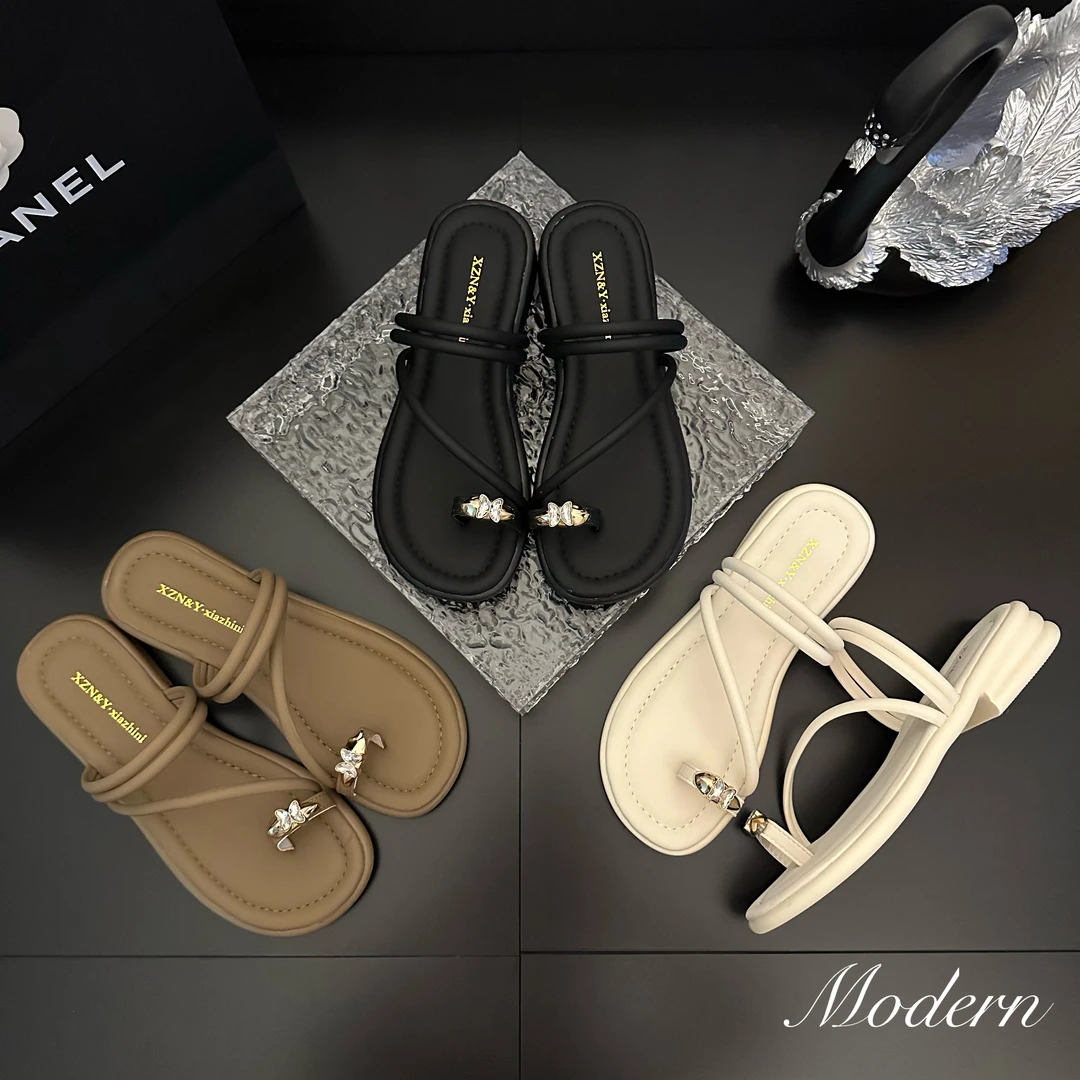 法式两穿软底水钻低跟套趾女外穿2025夏新简约百搭海边沙滩凉拖鞋