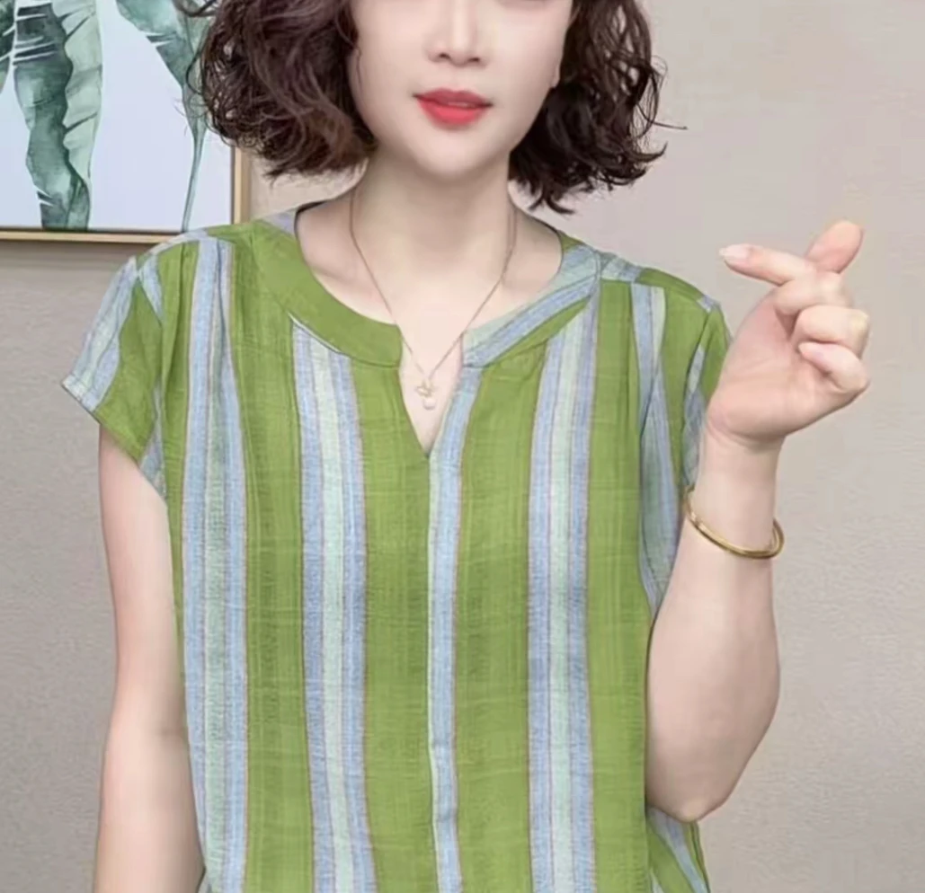 薄款翻领时尚肌理图案中老年女装娃娃领百搭夏装T恤大码宽松L007