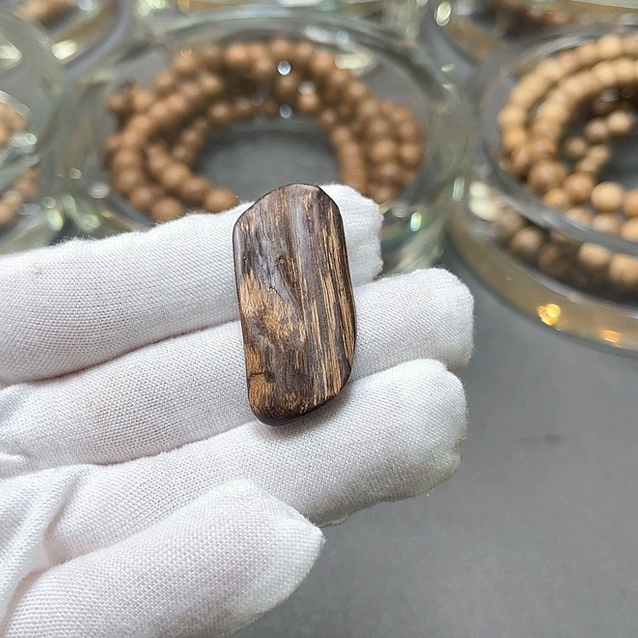 小叶紫檀吊坠文沉水1.9克