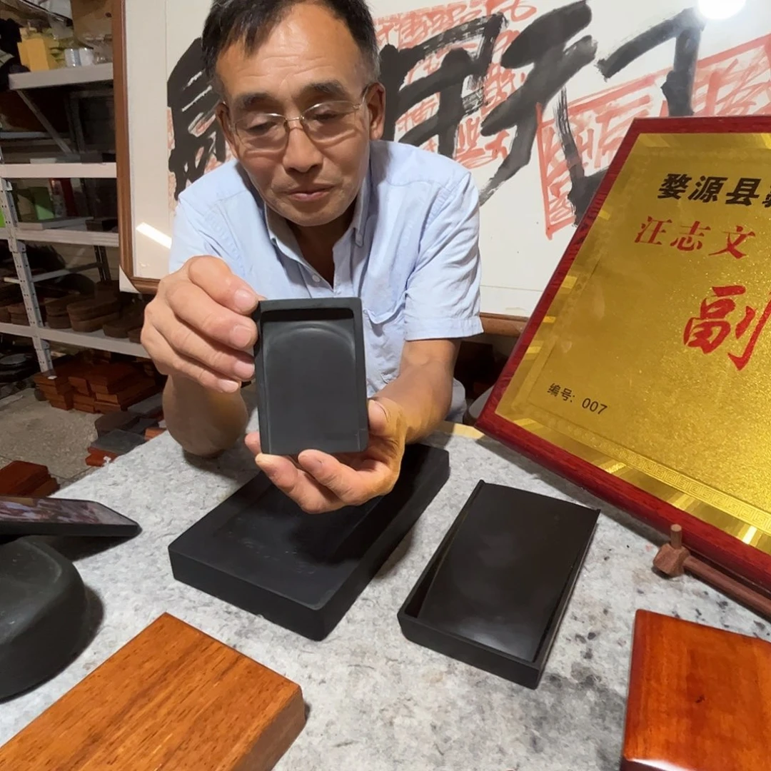 蔡***心313161619944004044 4