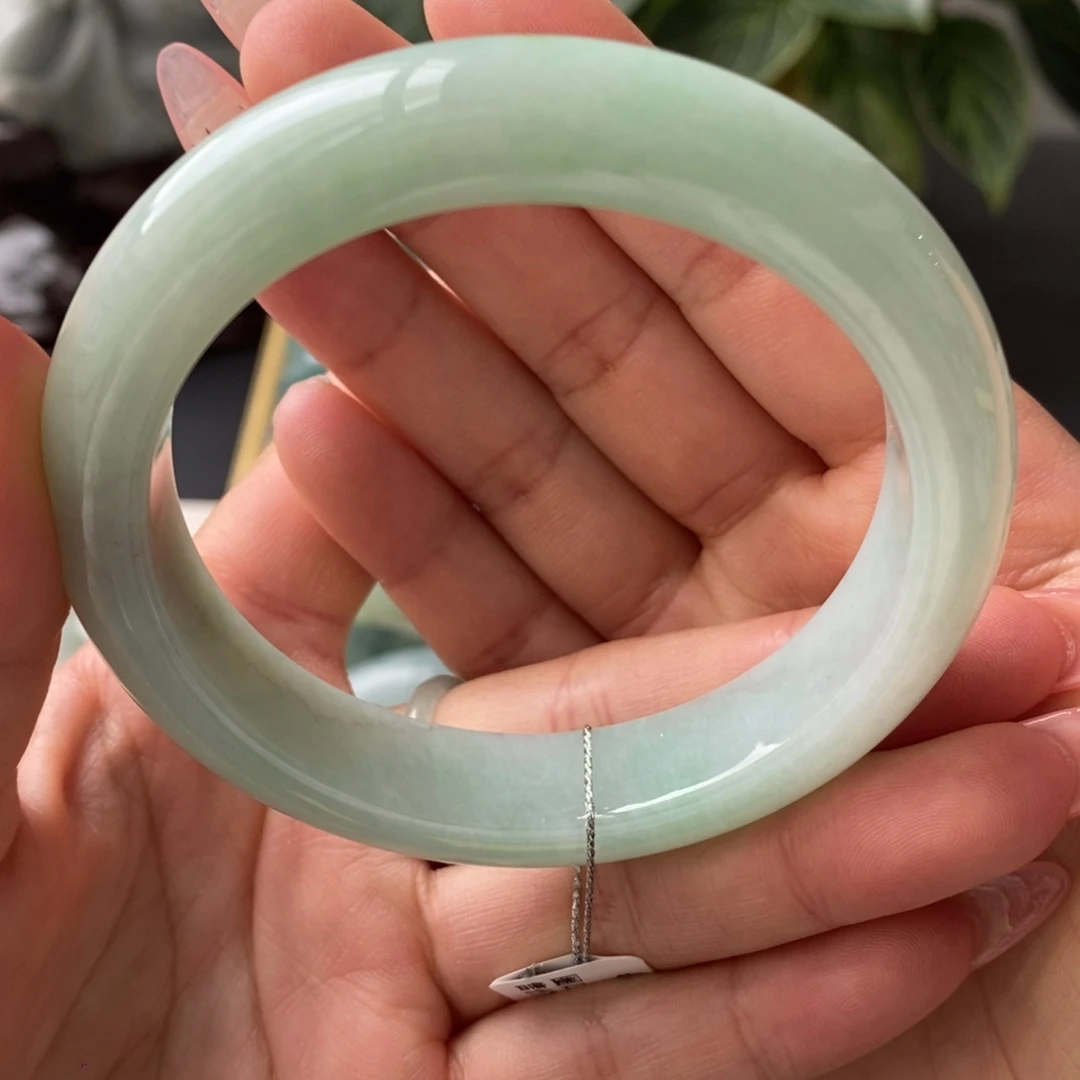 翡翠未镶嵌手镯天然