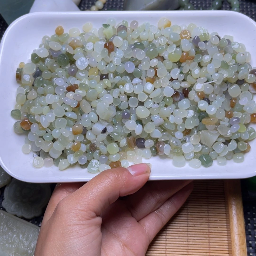 未镶嵌和田玉车挂