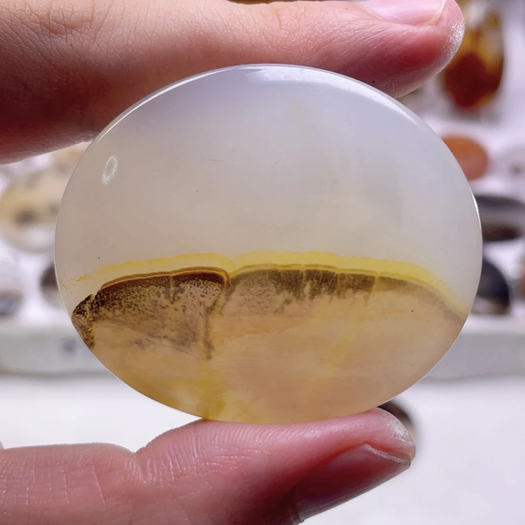 未镶嵌颈饰玛瑙/玉髓