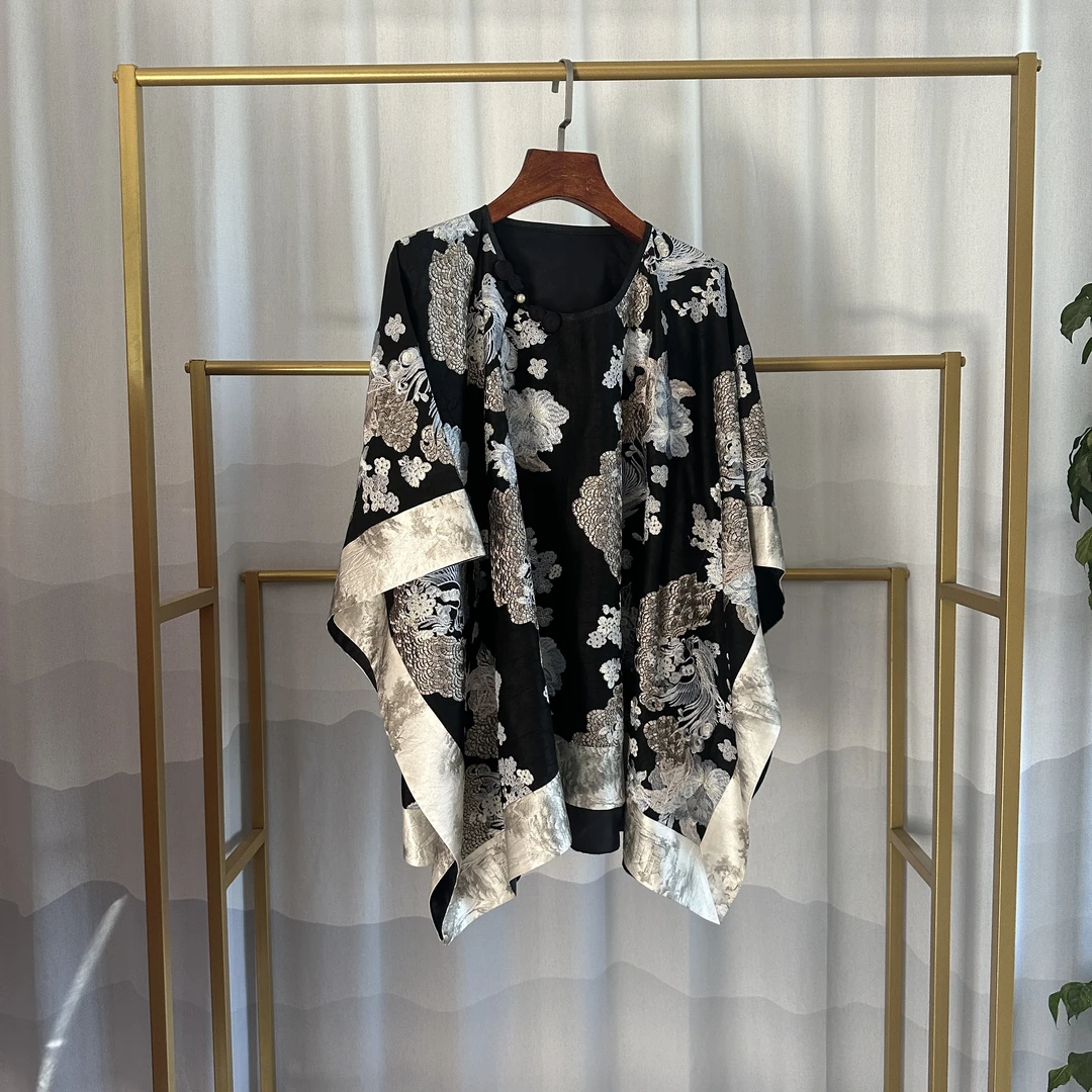 2025秋冬新款气质时尚香云纱刺绣拼色上衣